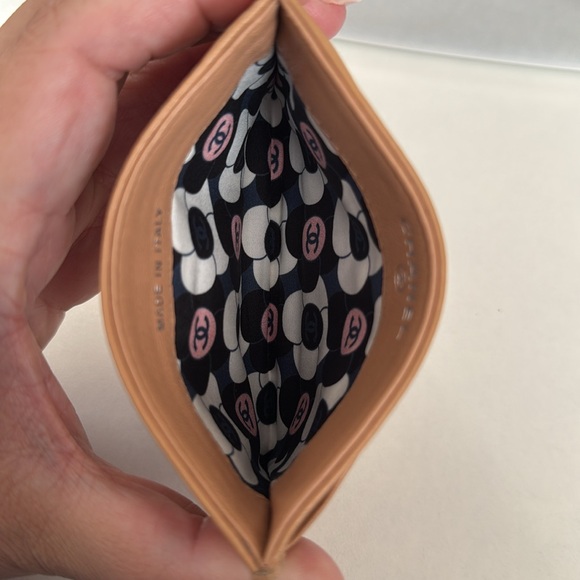 Chanel 19 Card Holder - Picture 3 of 4